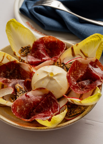 Burrata, seasonal leaves, figs dressing, seeded cracker, wagyu bresaola